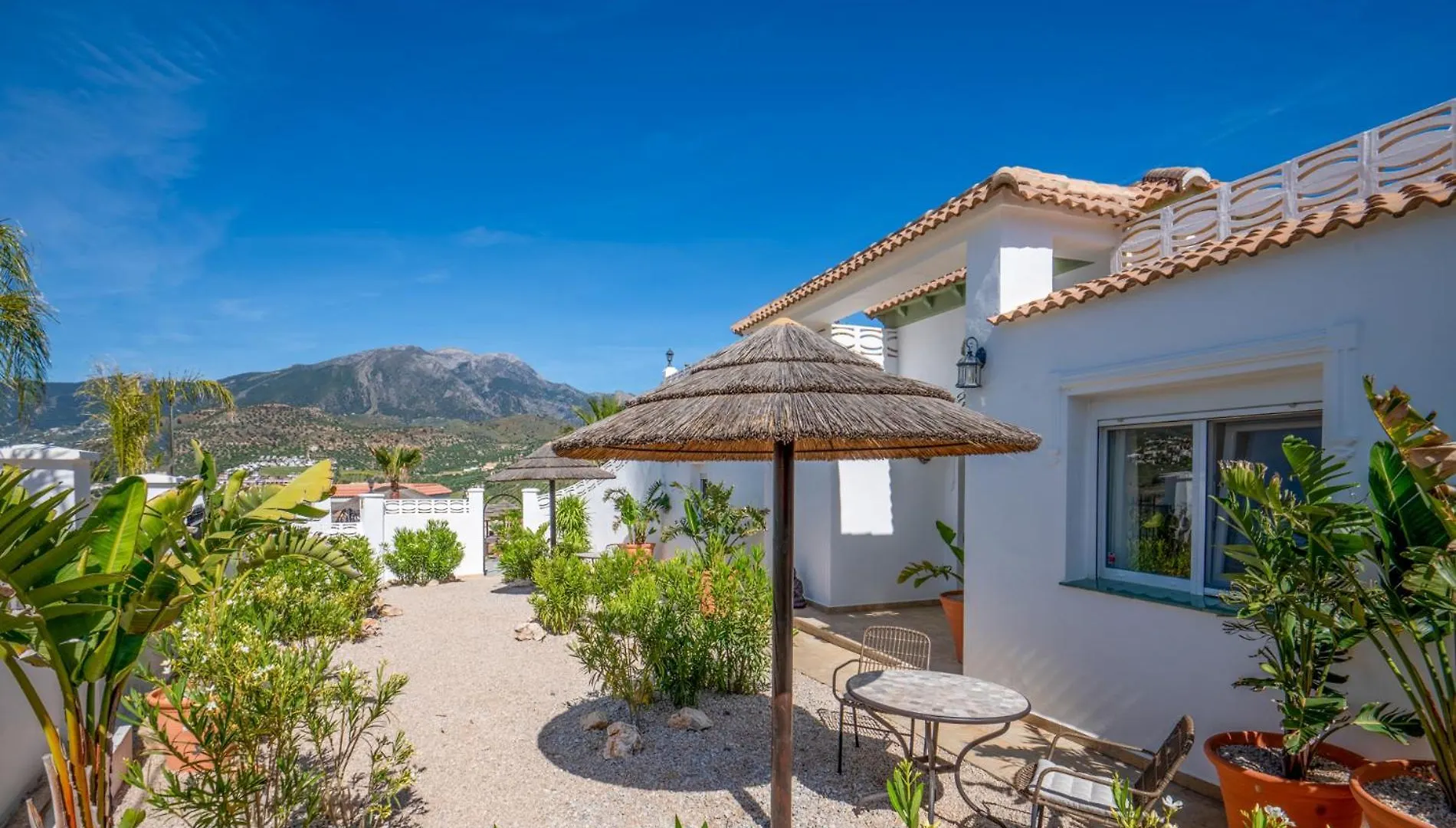 Bed & Breakfast Boutique B&B Villa La Vinuela Spain
