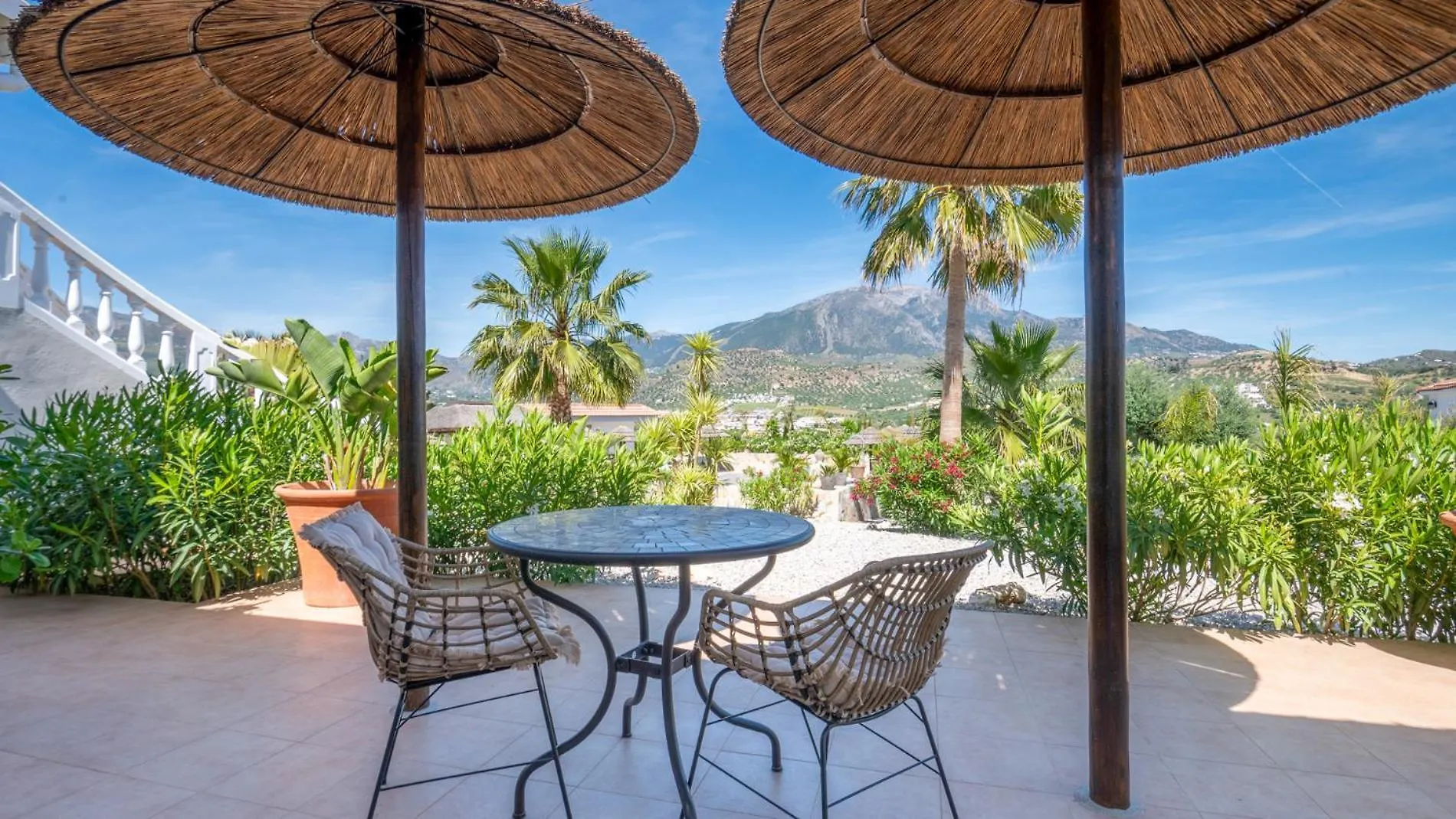 Bed & Breakfast Boutique B&B Villa La Vinuela Spain