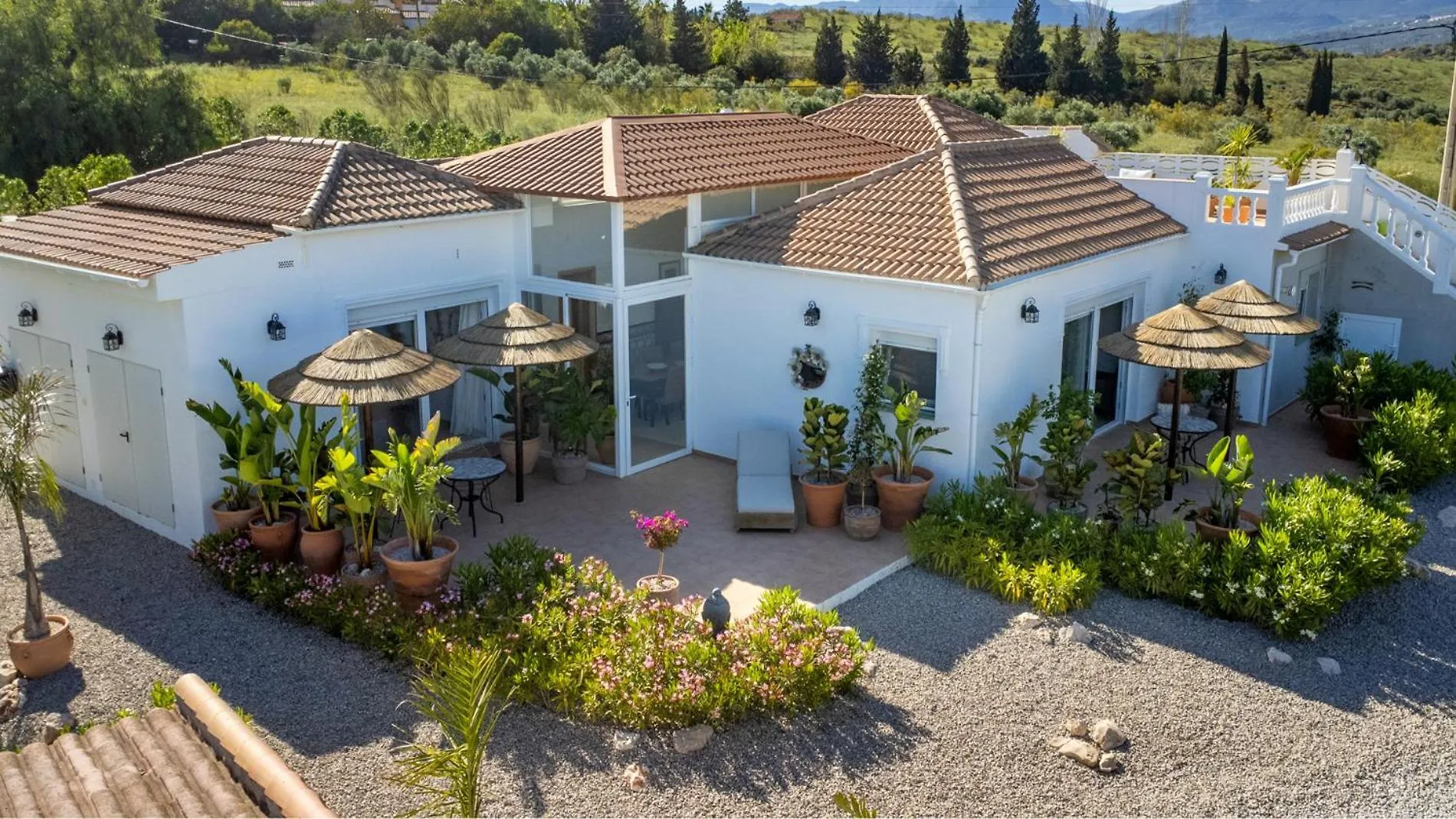 Boutique B&B Villa La Vinuela Bed & Breakfast